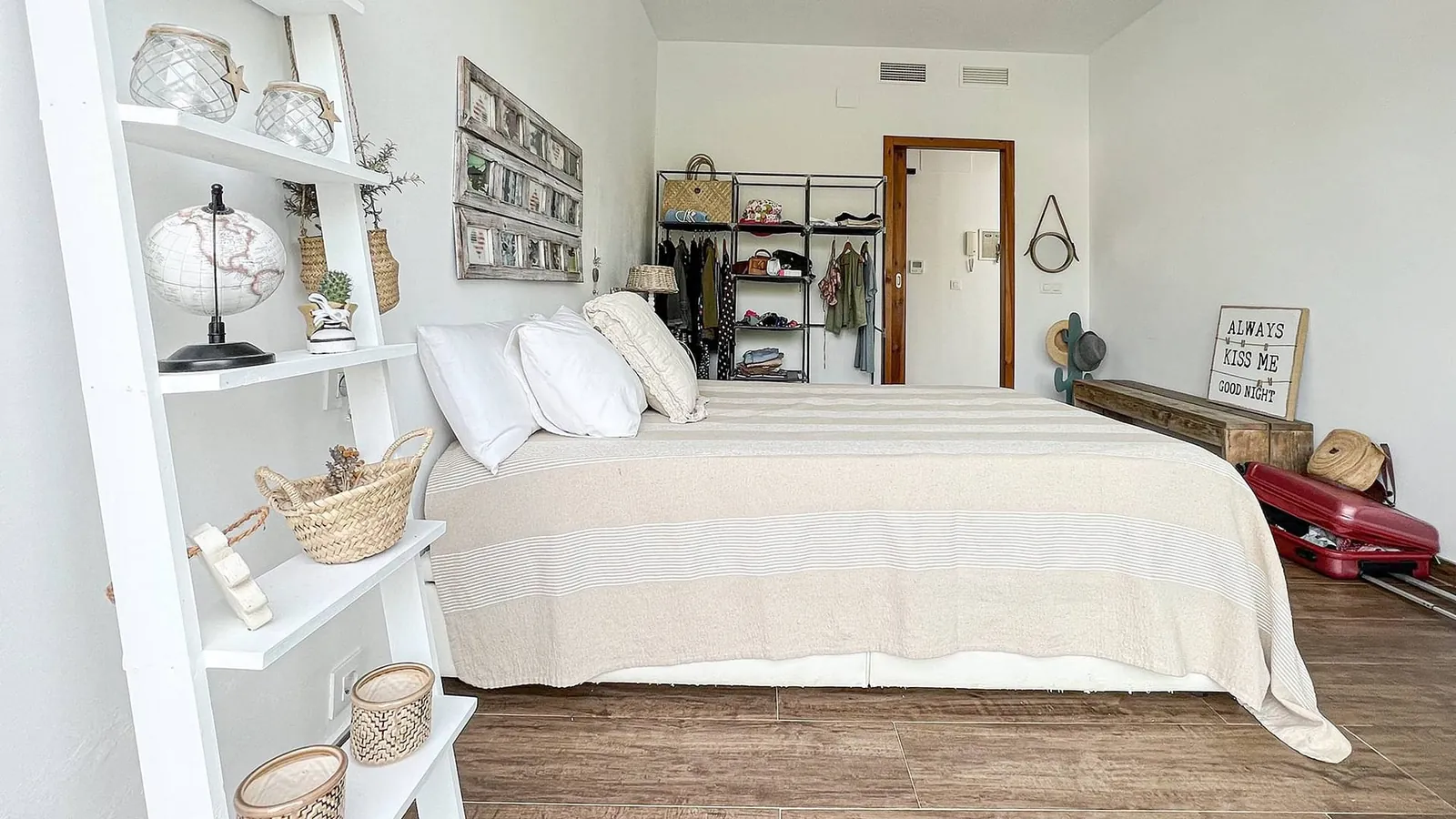 Venta. Chalet/Villa en Denia
