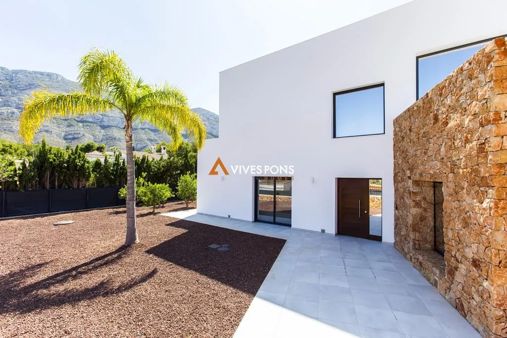 Villa moderna a solo 2,5 km de la Marineta Cassiana, Dénia