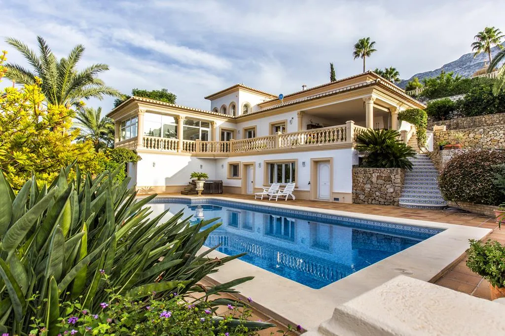 Villa con vistas al mar y al castillo, Dénia