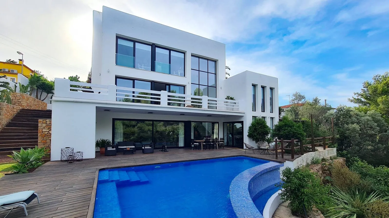 Venta. Chalet/Villa en Denia