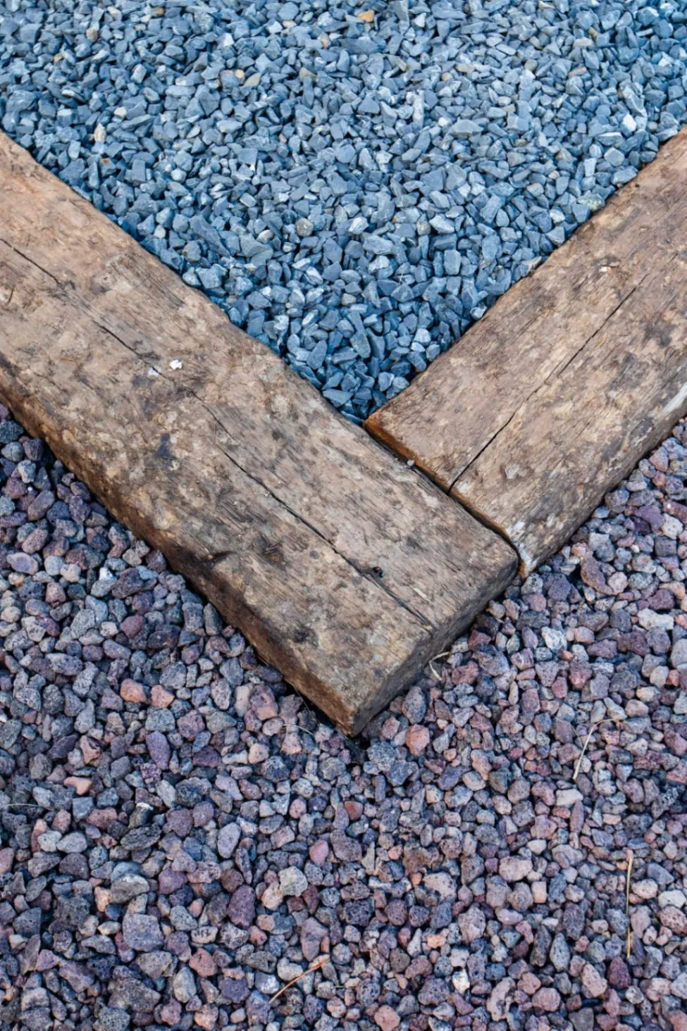 Vivienda contemporánea en una planta integrada con el entorno natural del Montgó