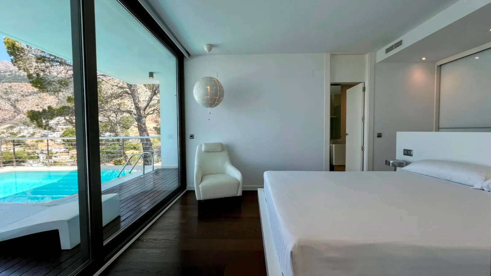 Villa Nereidas - Colección Exclusiva de 10 Villas Adosadas con Vistas Panorámicas en Altea