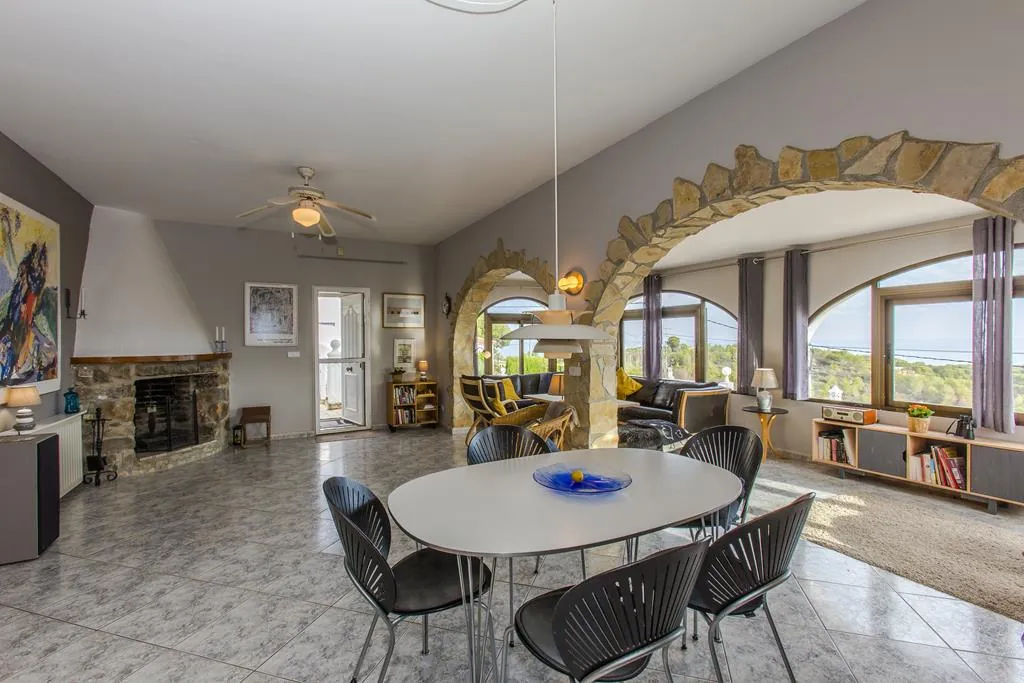 Villa con vistas al mar y en una sola planta en zona Florida, Dénia