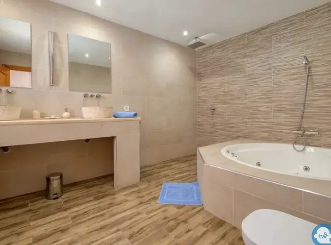 Venta. Villa/Chalet en Dénia