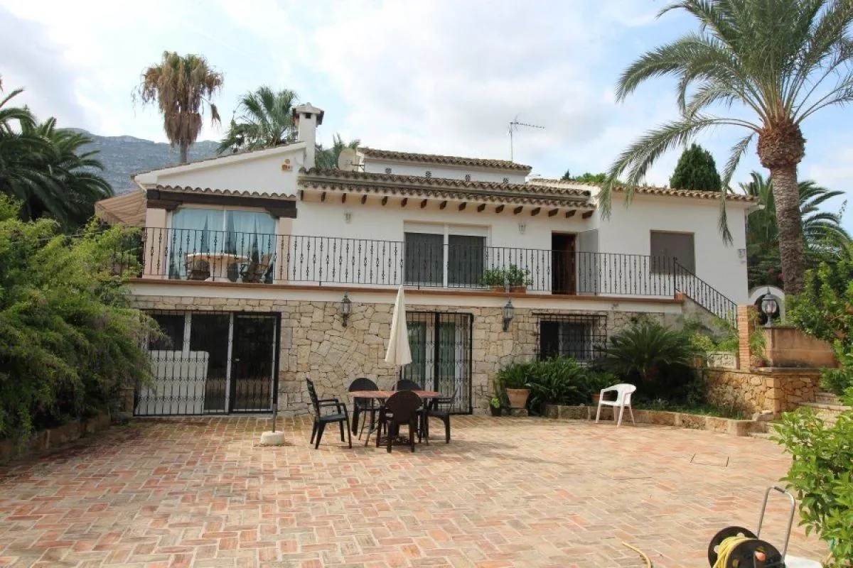 Villa / Chalet en venta en Dénia