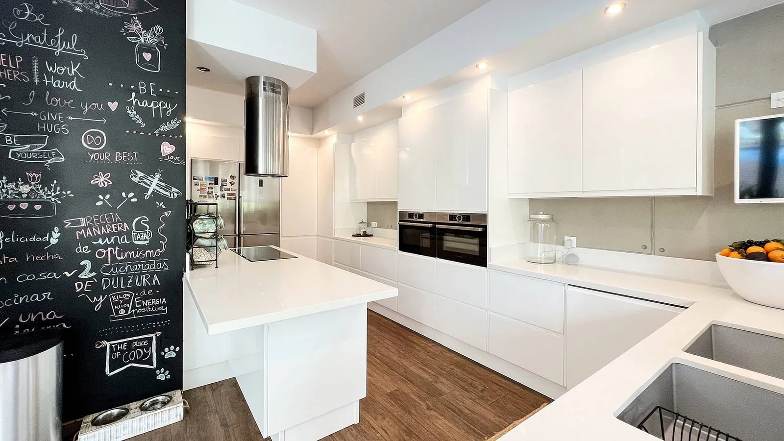 Venta. Chalet/Villa en Denia