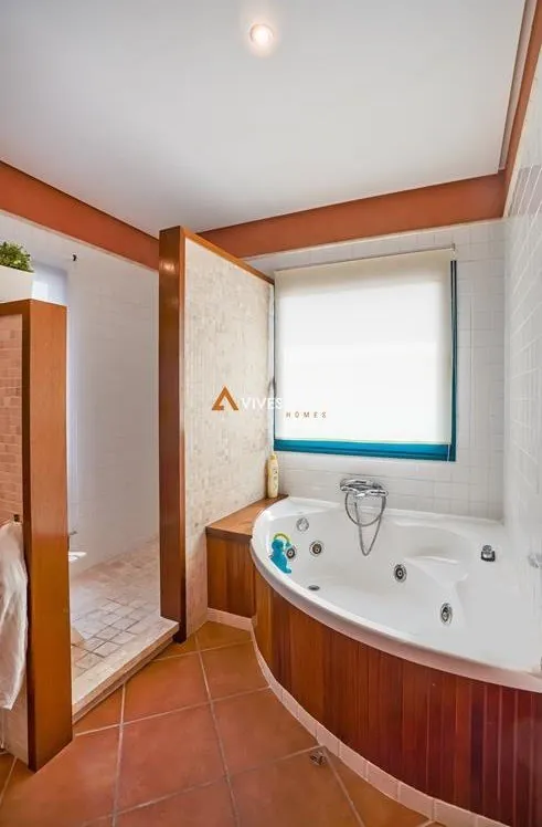 Villa moderna excelentemente ubicada a los pies del Montgó, Jávea