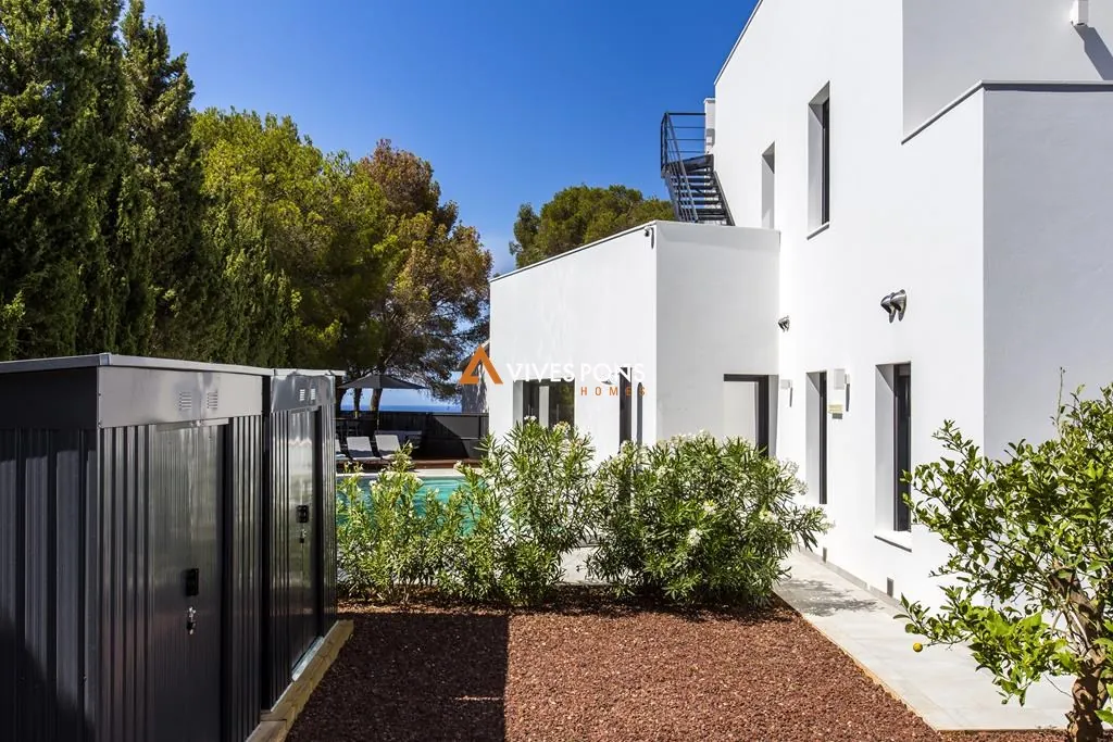 Villa moderna a solo 2,5 km de la Marineta Cassiana, Dénia