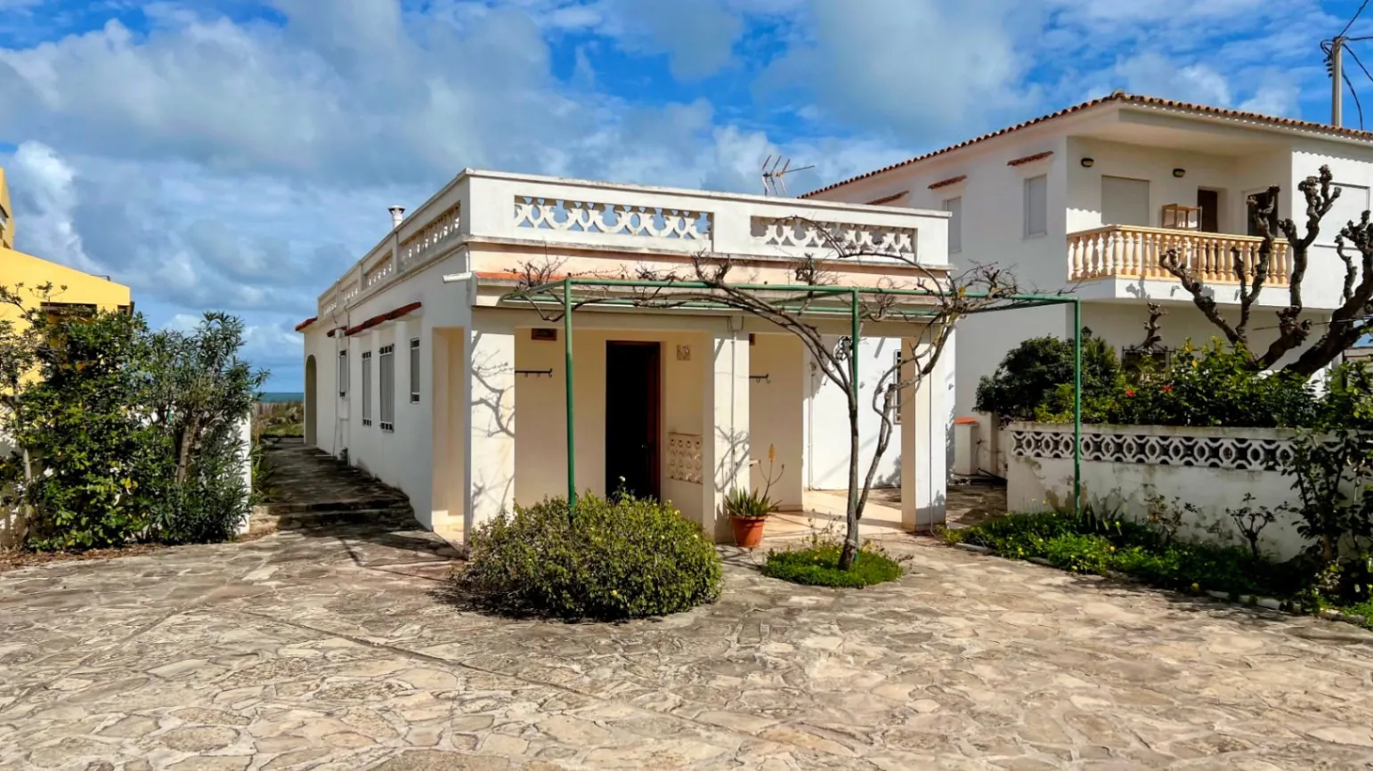 Oportunidad de Inversión frente al Mar – Santa Ana