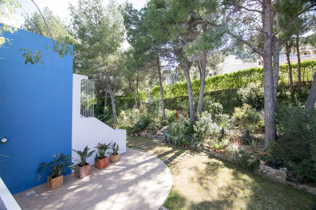 Villa moderna en la Urbanización La Sella