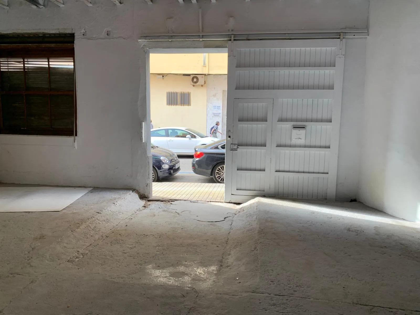Local comercial en el centro de Dénia – Ideal para tu negocio