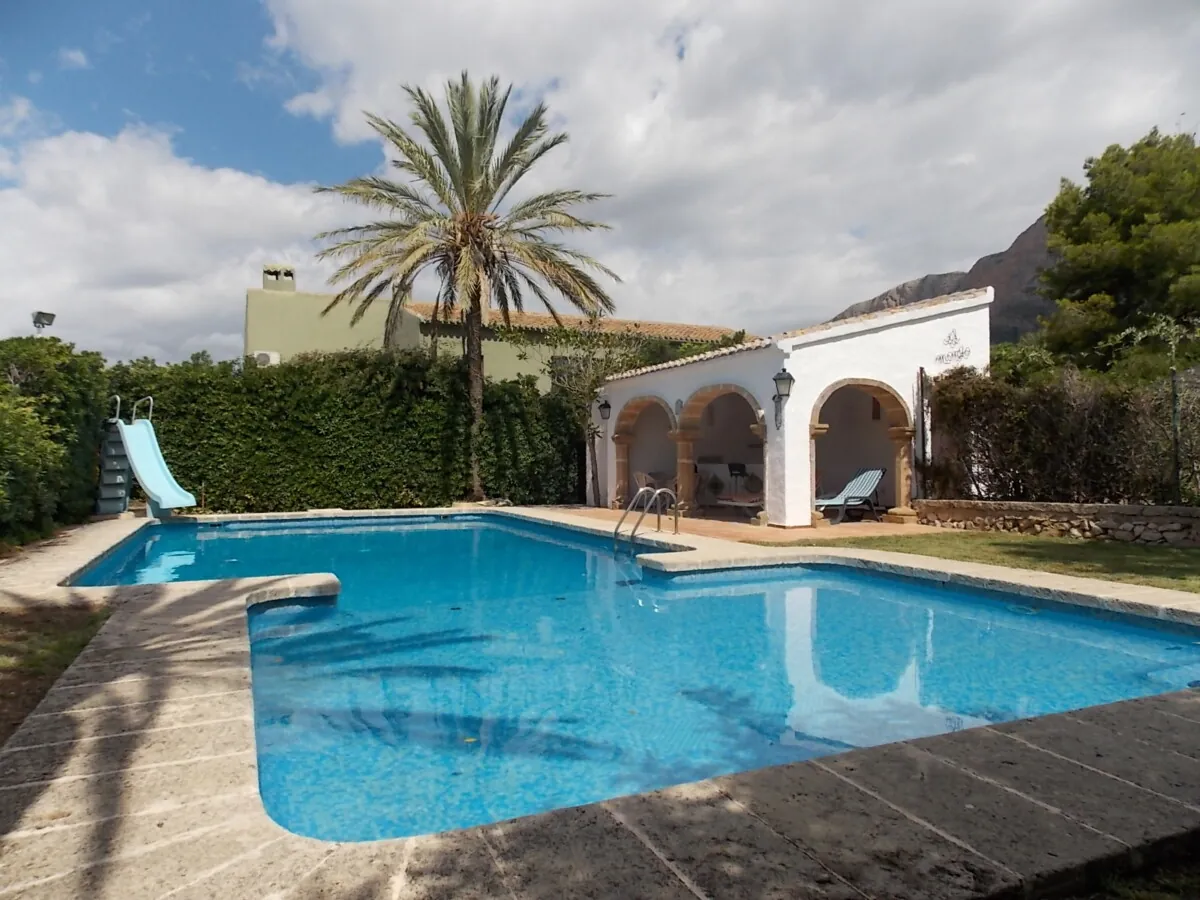 Venta. Chalet/Villa en Jávea