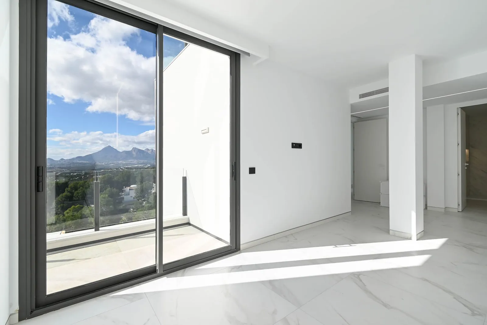 Venta. Chalet/Villa en Altea