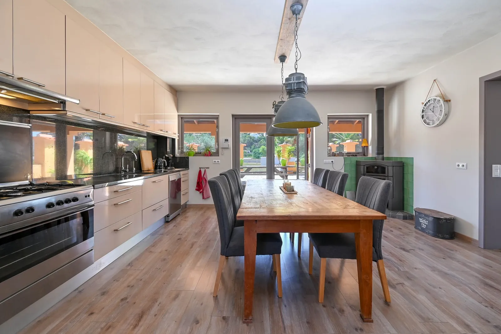 Venta. Chalet/Villa en Pedreguer