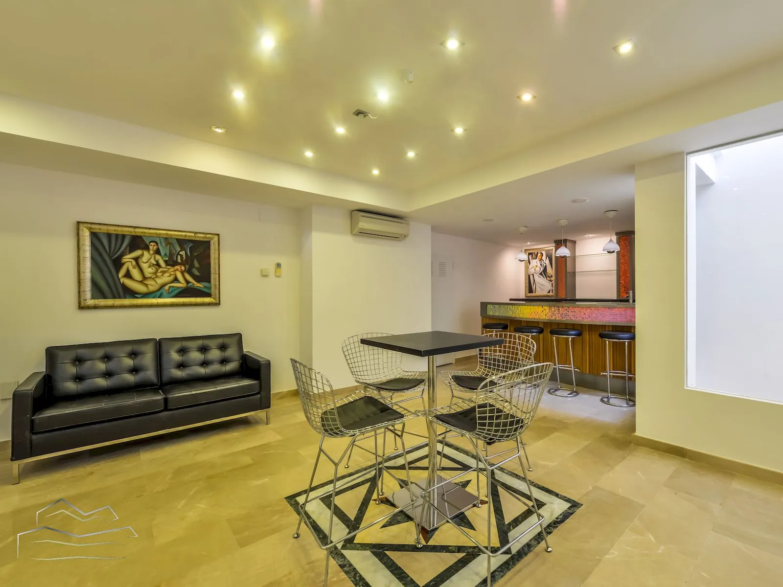 Modern  Luxurious Villa for Sale with Spa  Ocean View