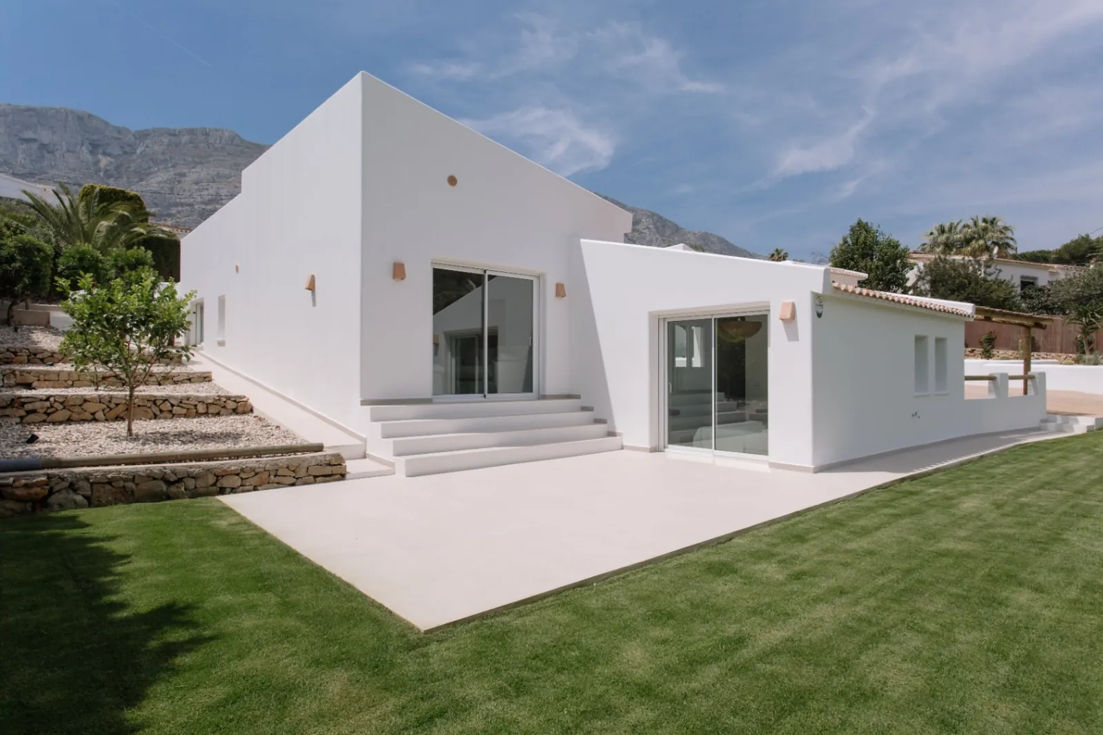 Villa con apartamento independiente, reforma integral, a 1,5 km de la Marineta Cassiana, Dénia