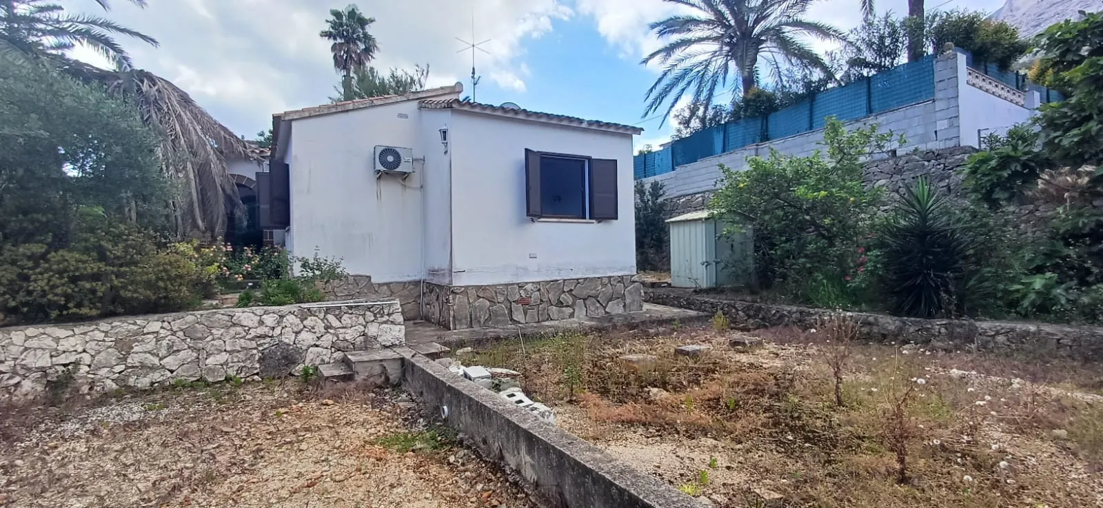 Villa en venta para reformar en Corral de Calafat, Dénia