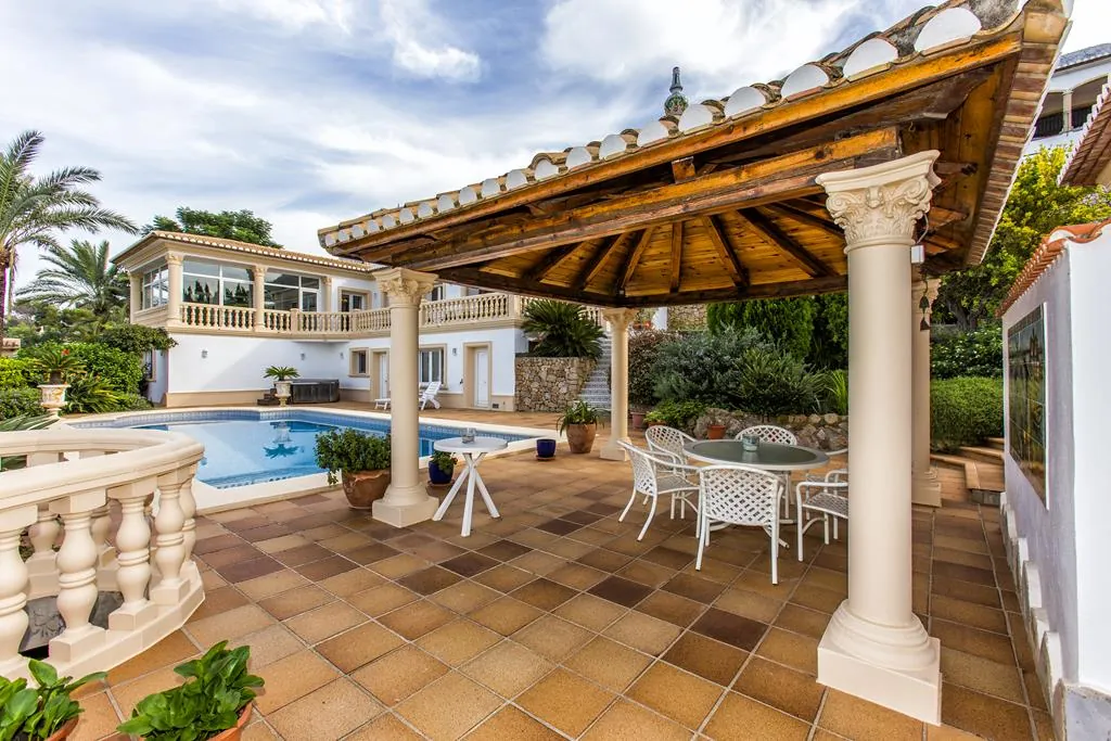 Villa con vistas al mar y al castillo, Dénia
