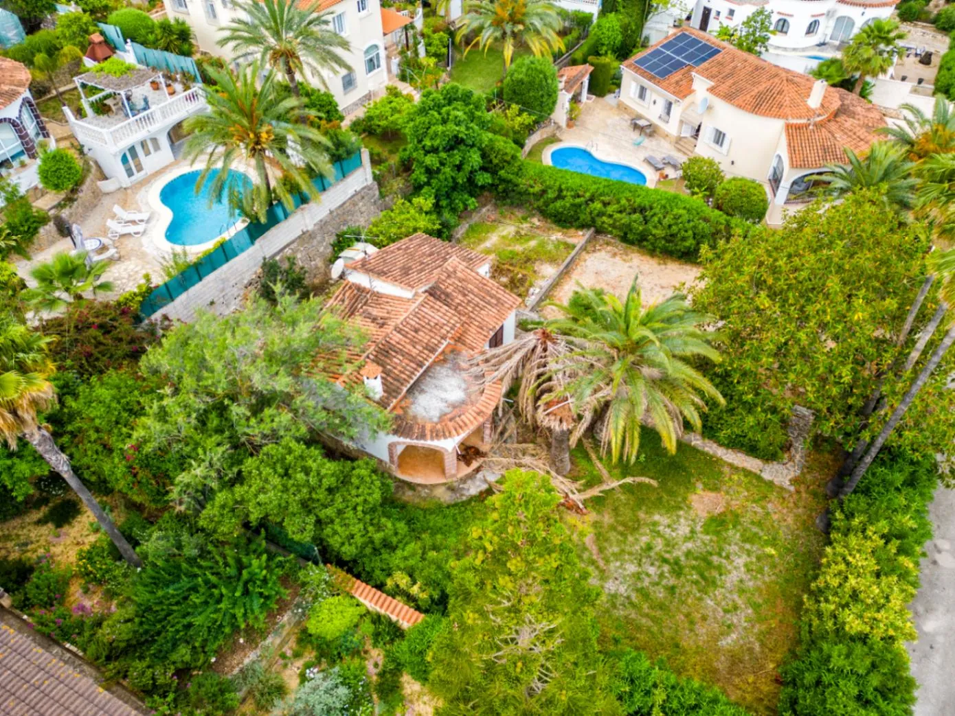 Villa en venta para reformar en Corral de Calafat, Dénia