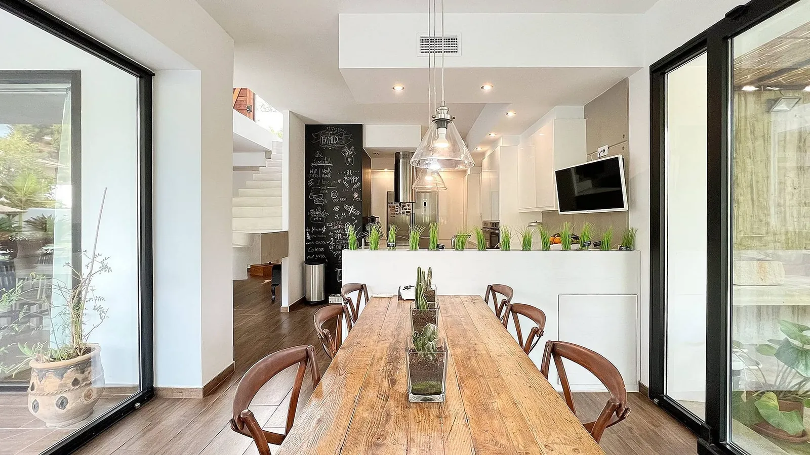 Venta. Chalet/Villa en Denia