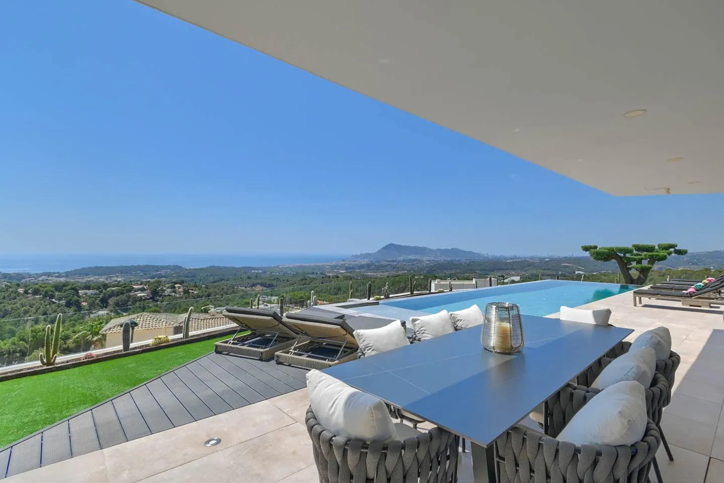 Venta. Chalet/Villa en Altea