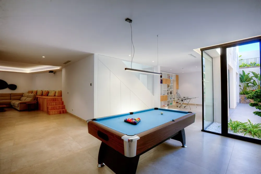 Villa moderna de obra nueva en Dénia