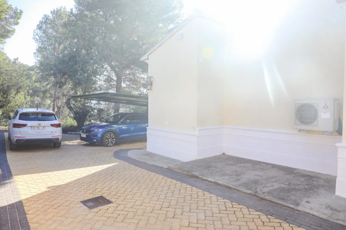 Venta. Chalet/Villa en Jávea