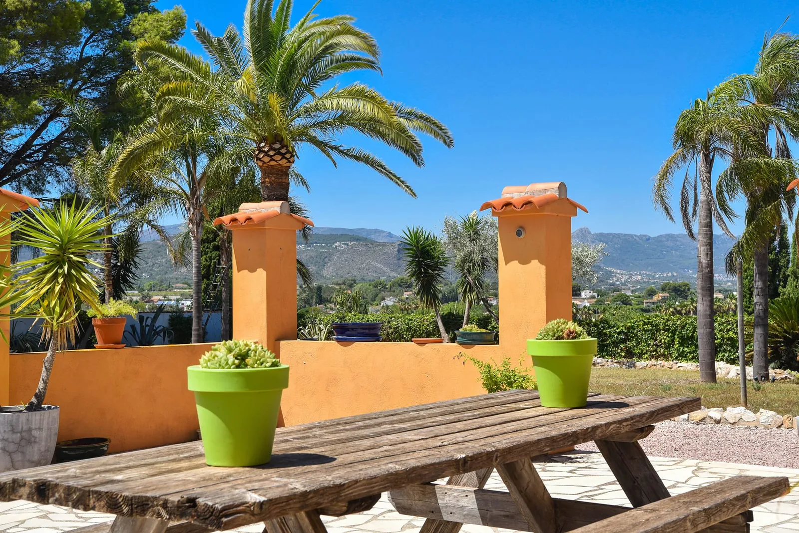 Venta. Chalet/Villa en Pedreguer