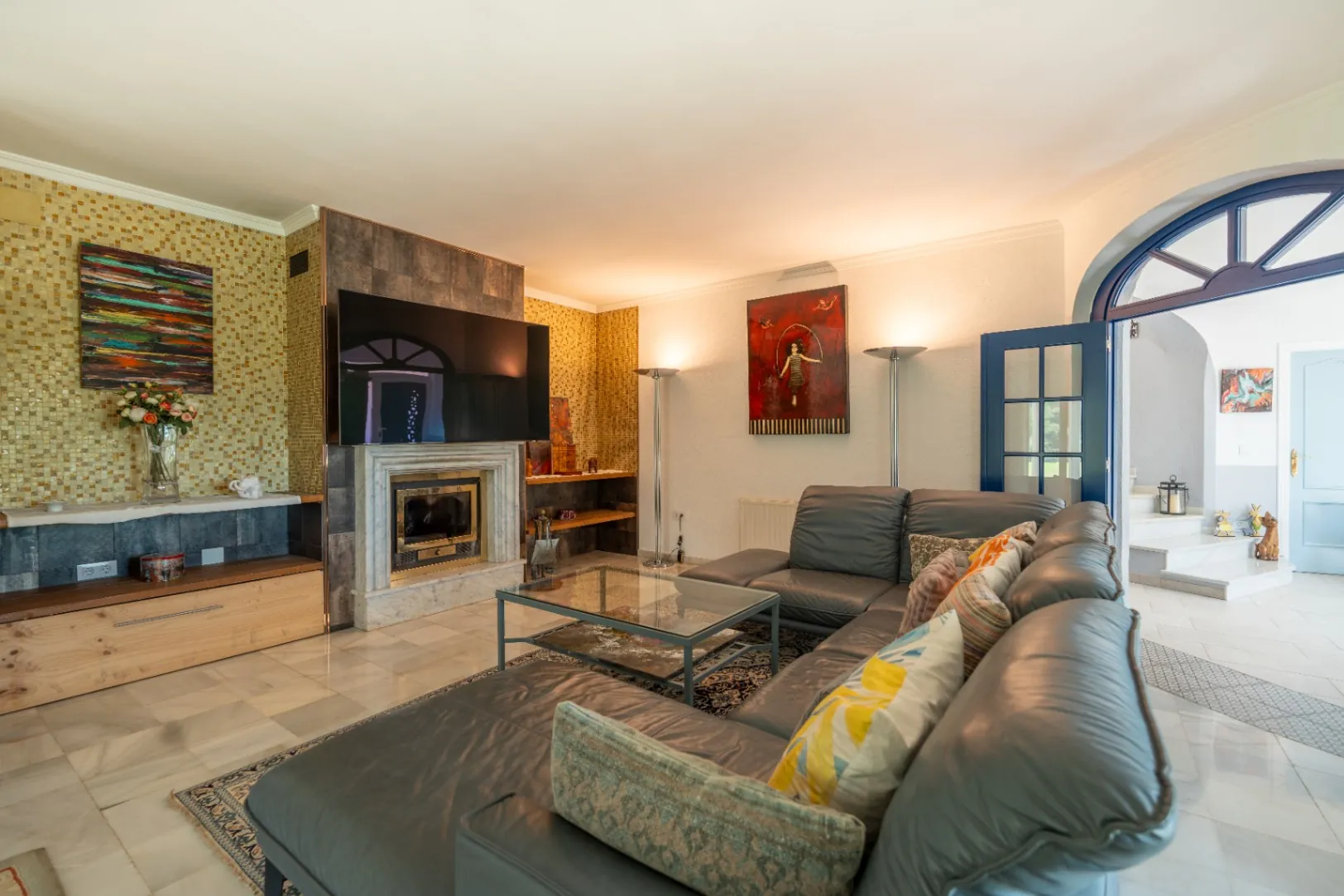 Finca Lisa – Elegante Finca Mediterránea con Casa de Huéspedes en Albardanera, La Sella