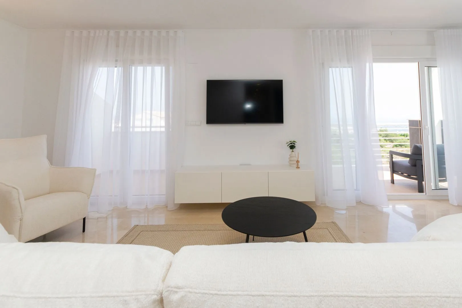 Apartamentos de obra nueva con vistas al mar en Bellavista Namo I