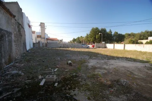 Solar en Els Poblets con proyecto, en el centro del pueblo, 1km al mar.