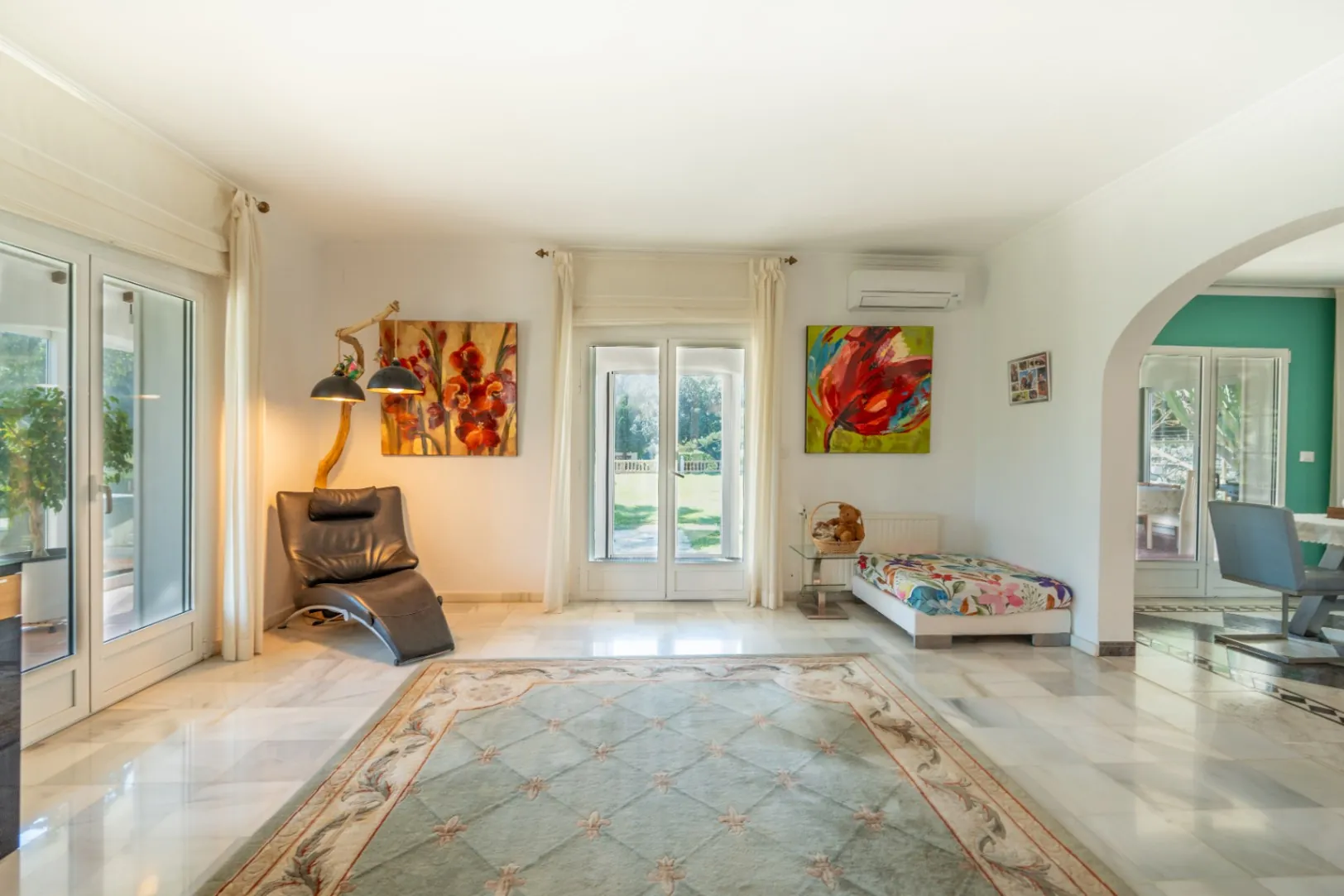 Finca Lisa – Elegante Finca Mediterránea con Casa de Huéspedes en Albardanera, La Sella