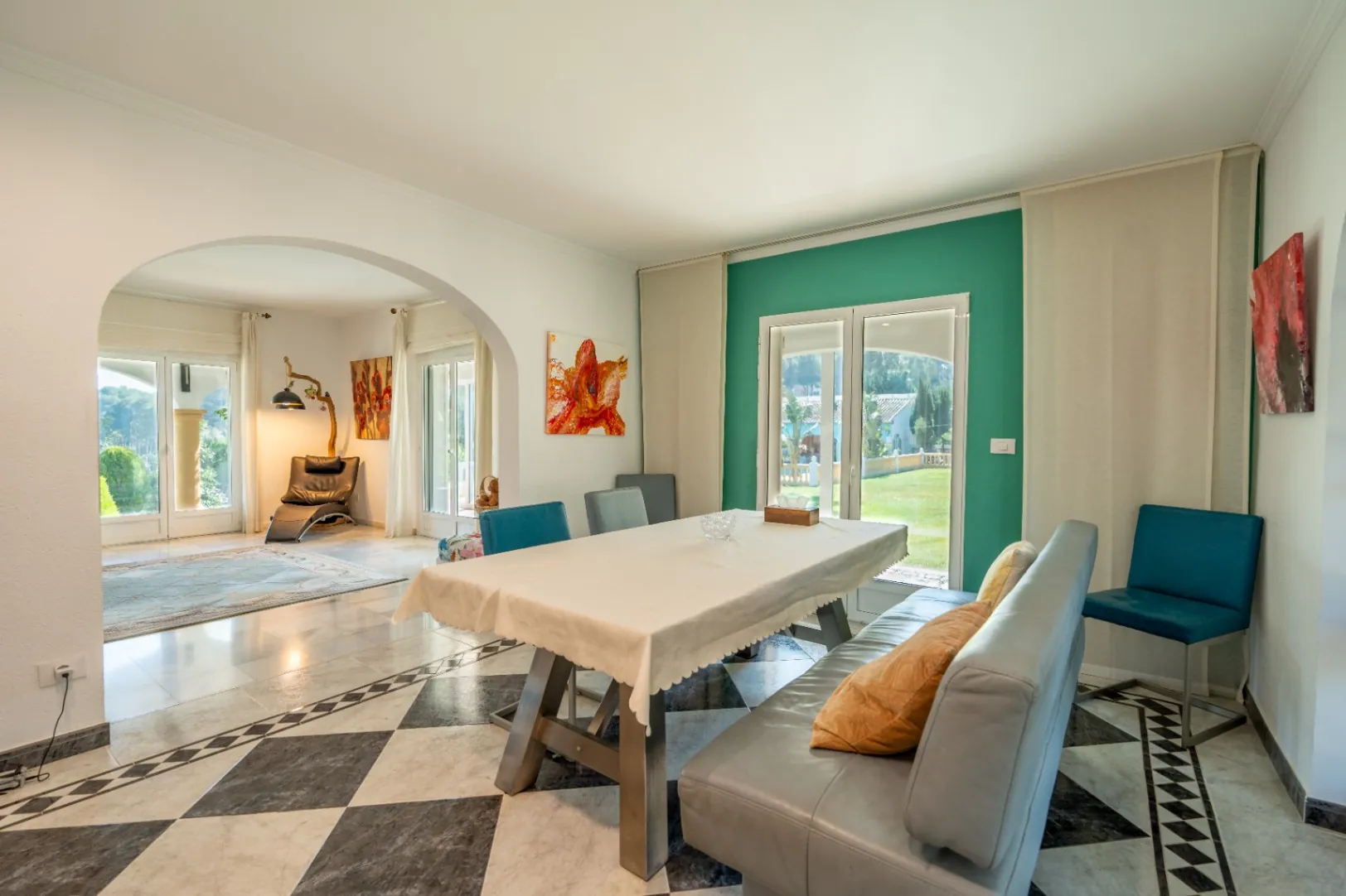 Finca Lisa – Elegante Finca Mediterránea con Casa de Huéspedes en Albardanera, La Sella
