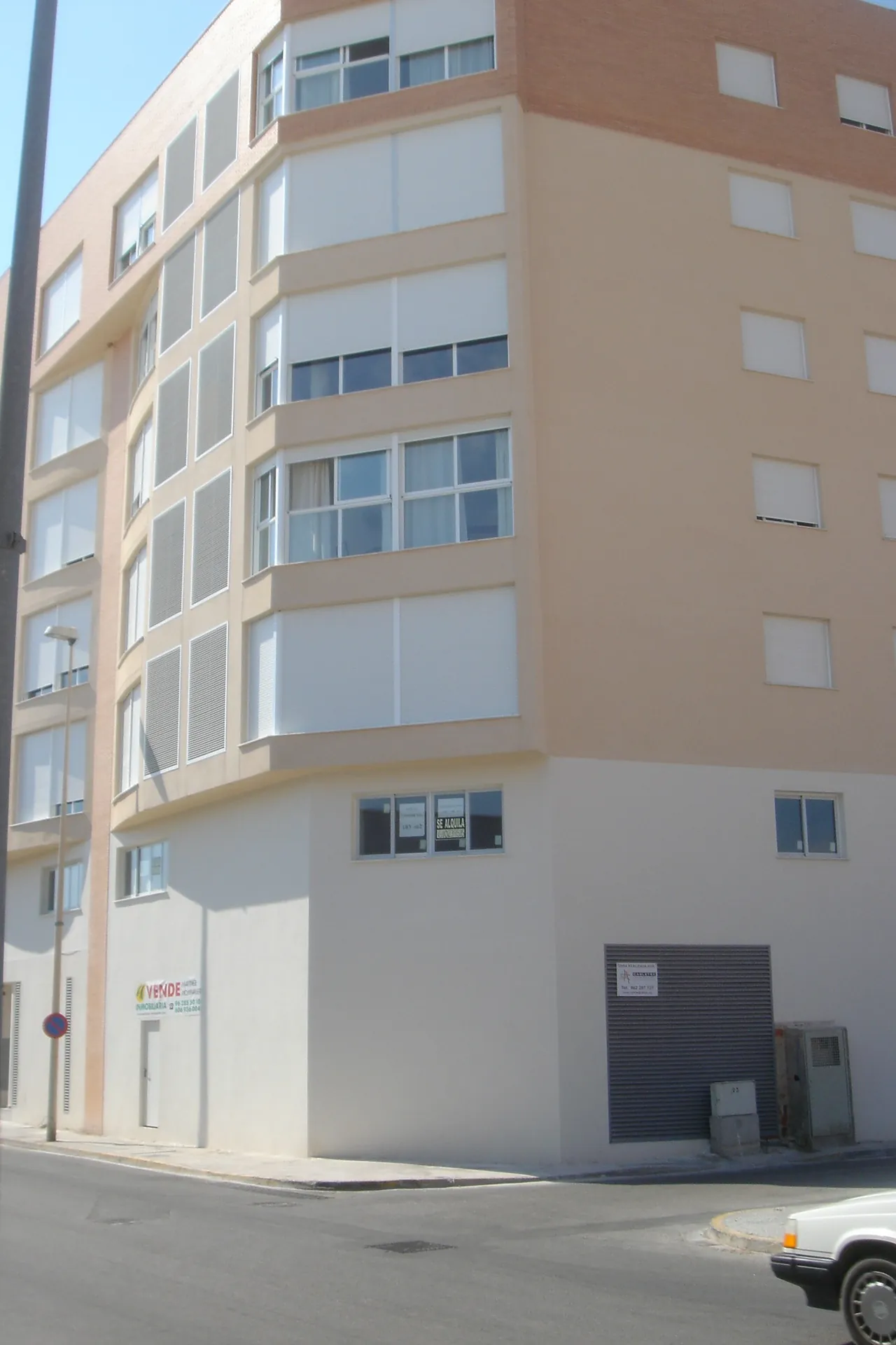 Local Comercial en Venta en OLIVA