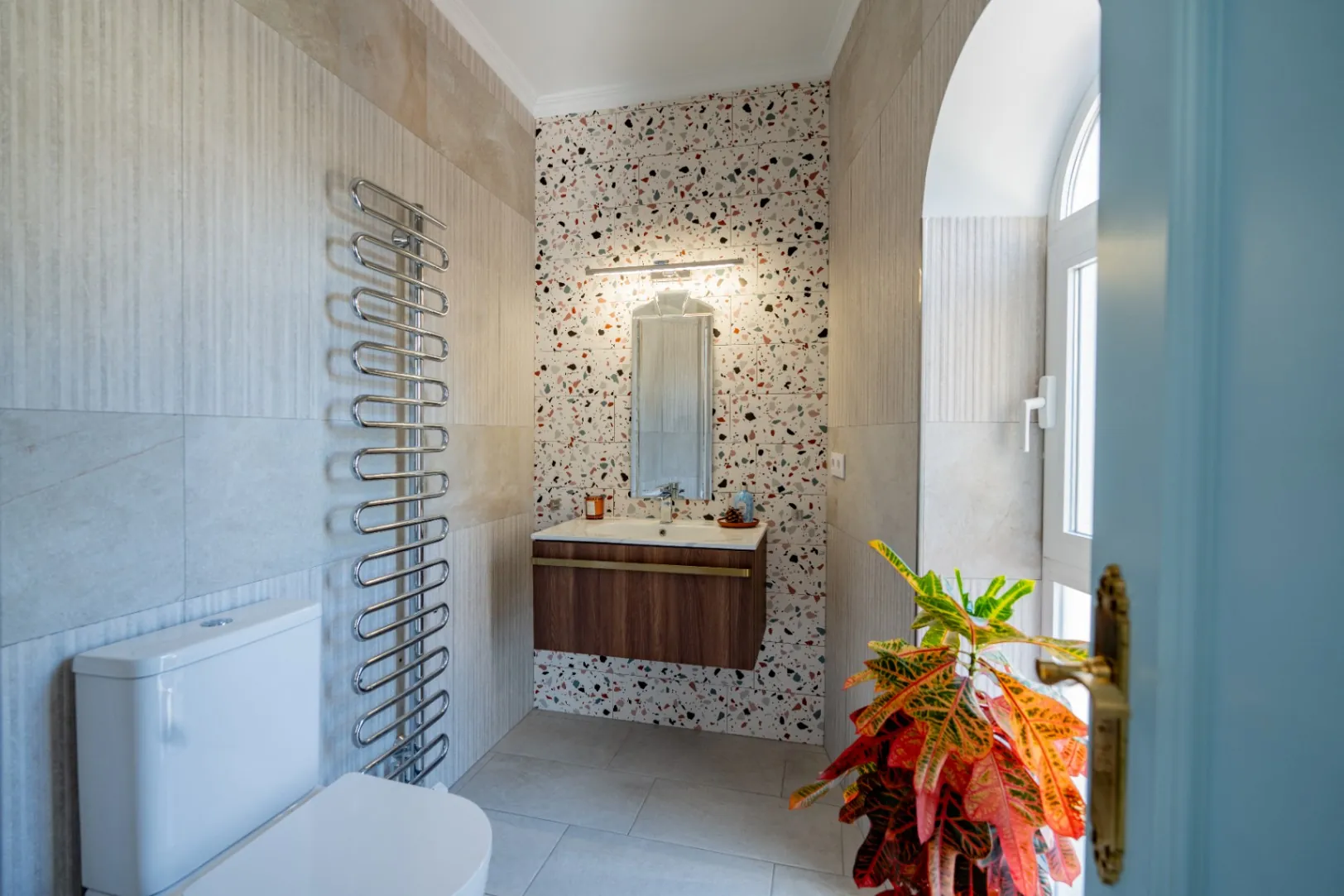 Finca Lisa – Elegante Finca Mediterránea con Casa de Huéspedes en Albardanera, La Sella