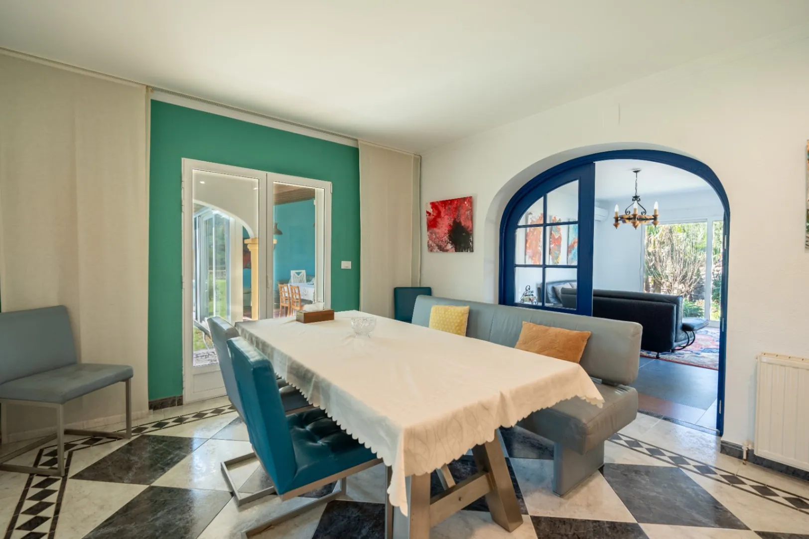 Finca Lisa – Elegante Finca Mediterránea con Casa de Huéspedes en Albardanera, La Sella