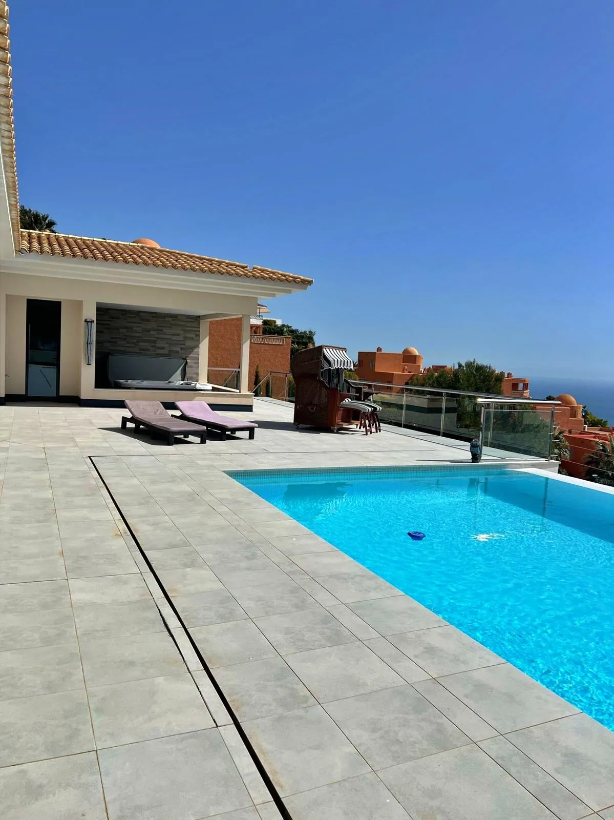 Venta. Chalet/Villa en Altea