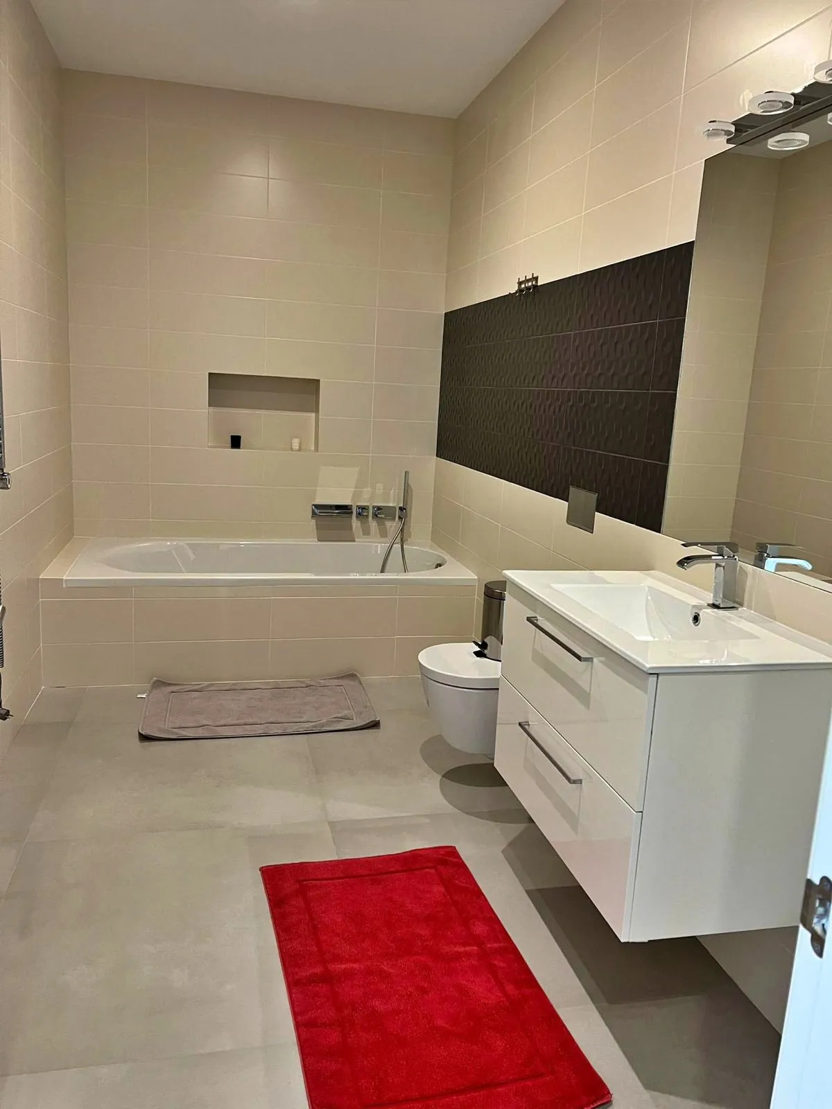 Venta. Chalet/Villa en Altea