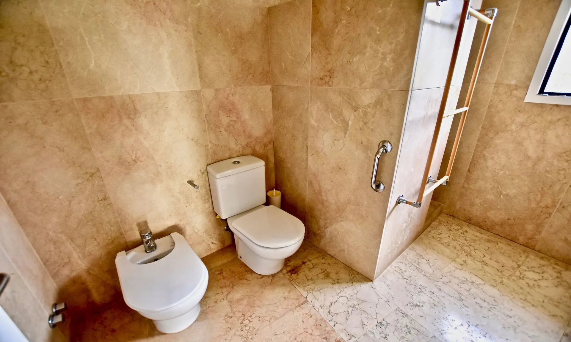 Villa a la Venta en Puig Molins - Javea