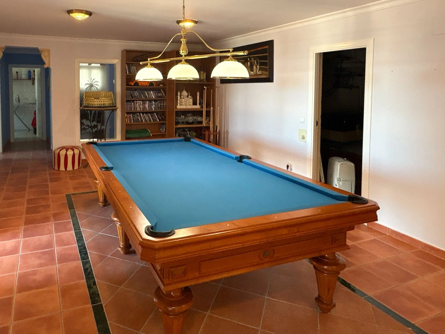 Villa на продажа в Denia, Alicante