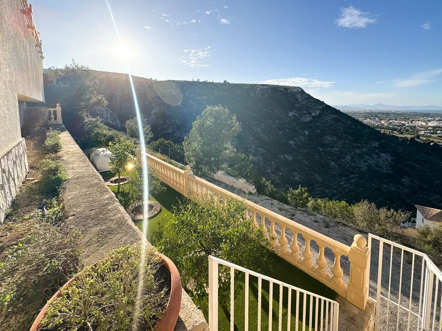 Villa на продажа в Denia, Alicante