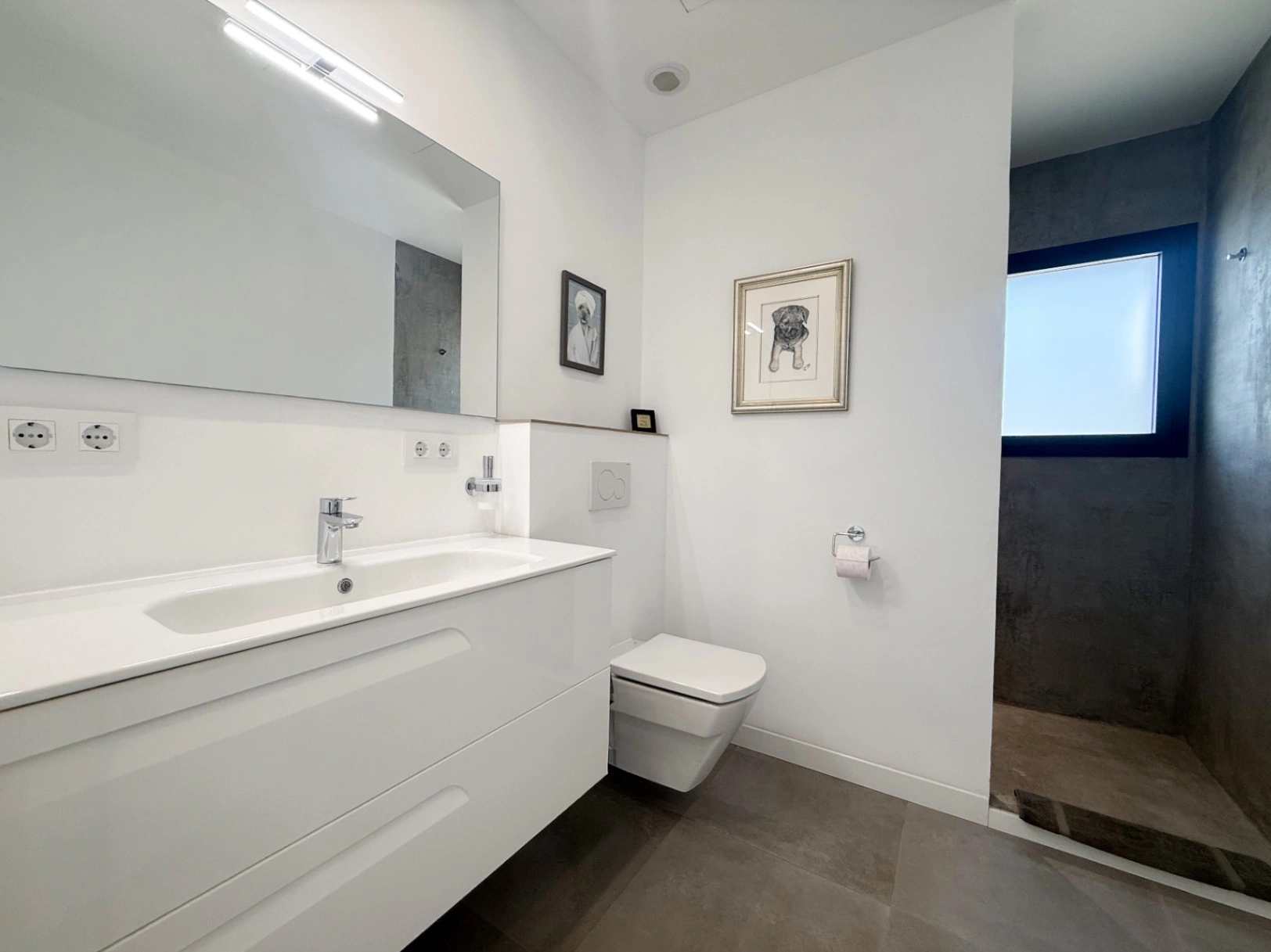 Villa de lujo contemporánea con privacidad absoluta y vistas al valle en un entorno natural excepcional