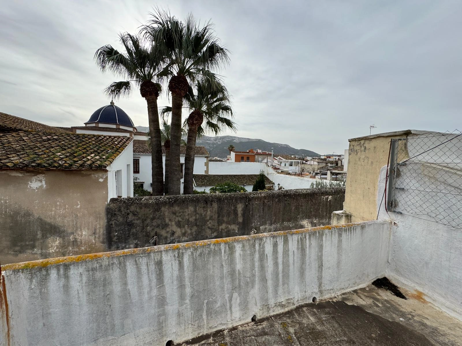 Oportunidad de inversión. Casa de pueblo en el centro histórico de Dénia
