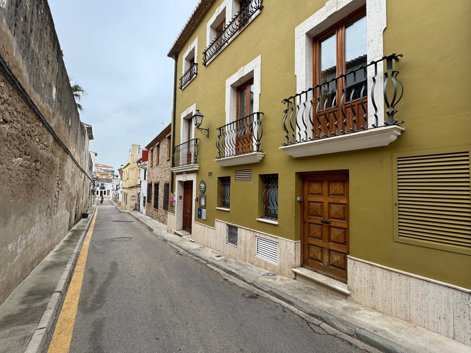 Oportunidad de inversión. Casa de pueblo en el centro histórico de Dénia