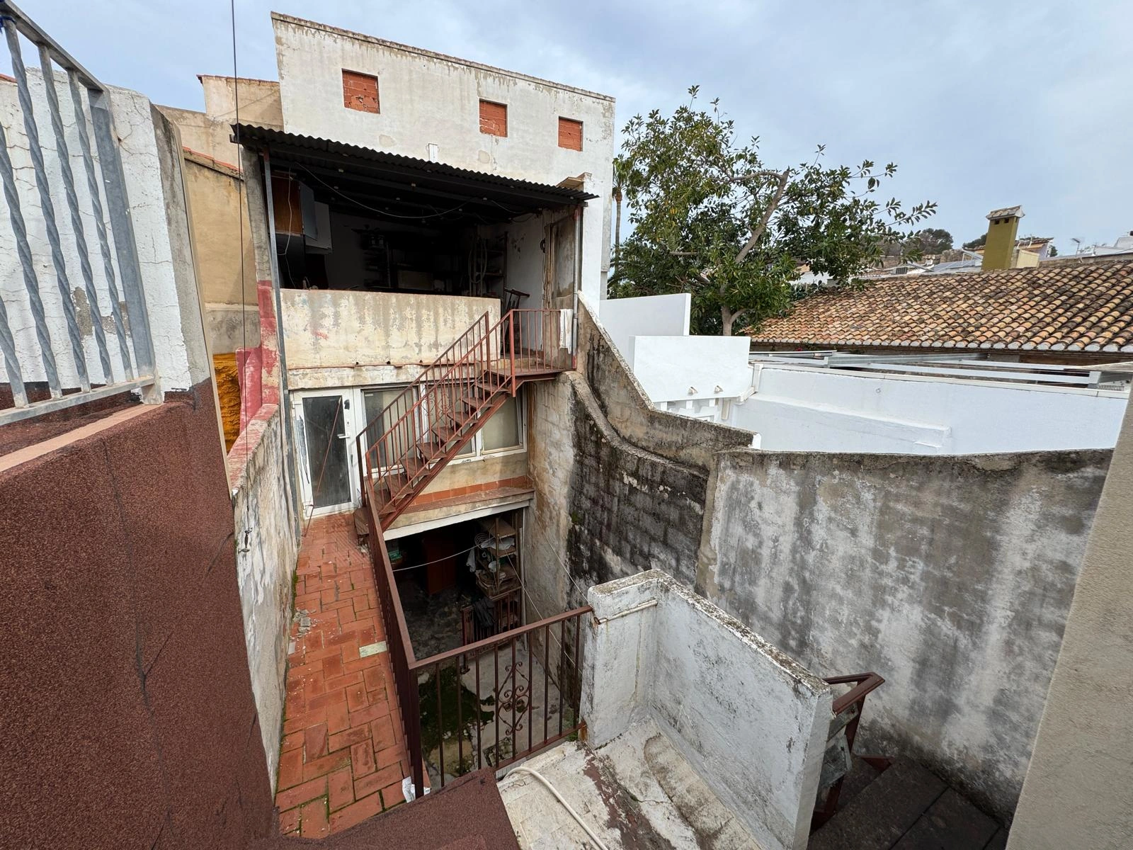 Oportunidad de inversión. Casa de pueblo en el centro histórico de Dénia