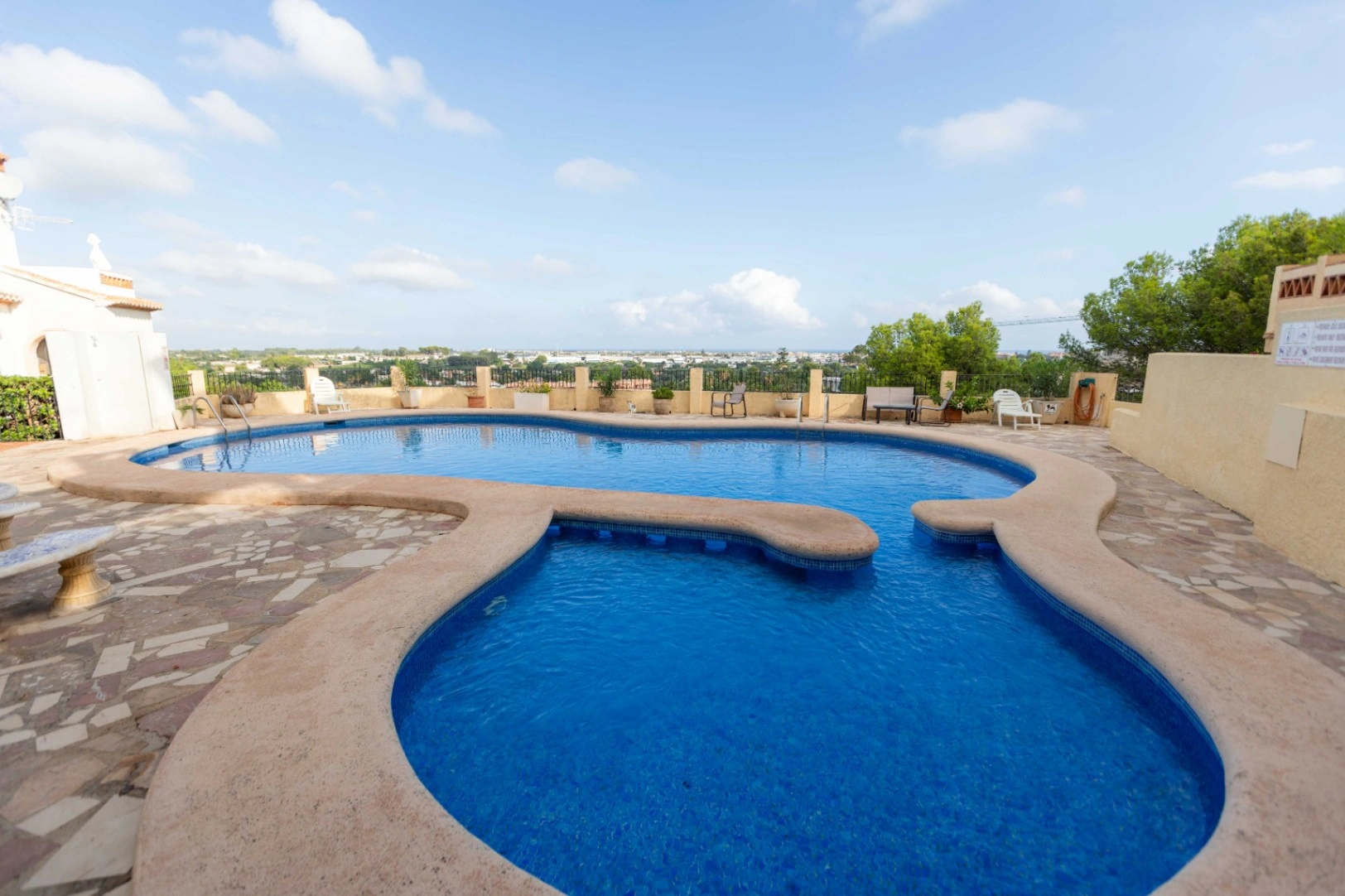 Haus mit drei Schlafzimmern zu verkaufen in Denia, La Pedrera