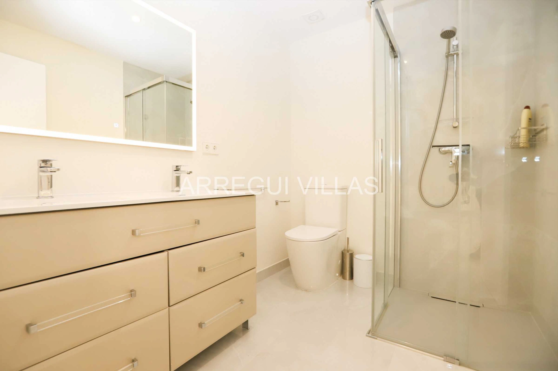 Chalet/Villa en venta en Denia