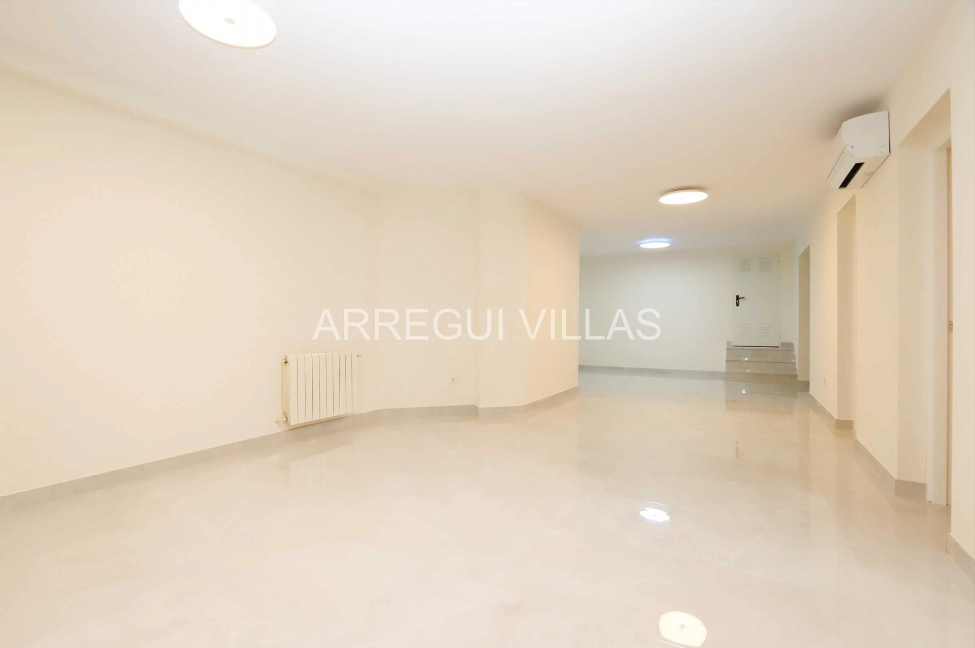 Chalet/Villa en venta en Denia