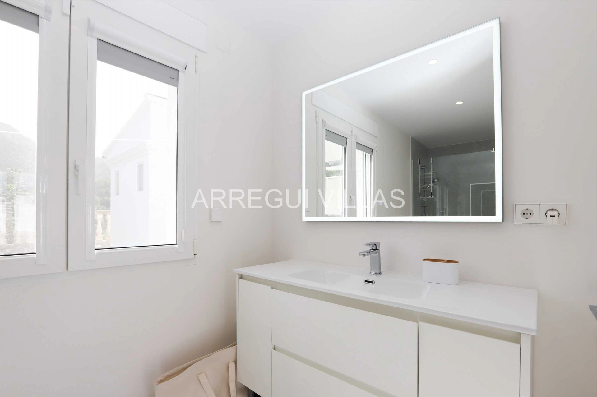 Chalet/Villa en venta en Denia