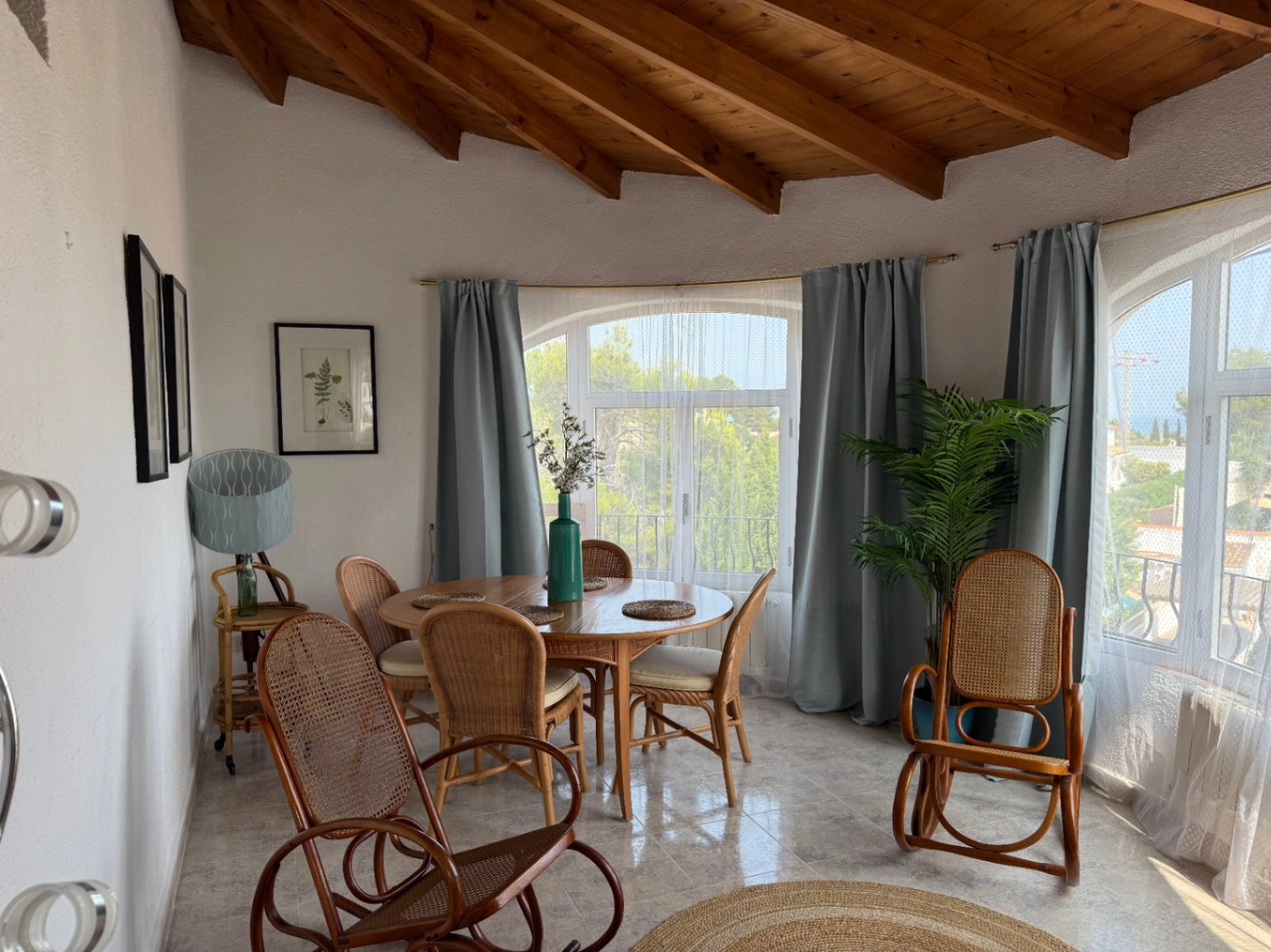 Encantadora villa en la zona del Montgó con vistas panorámicas al mar, al castillo y a la ciudad de Dénia